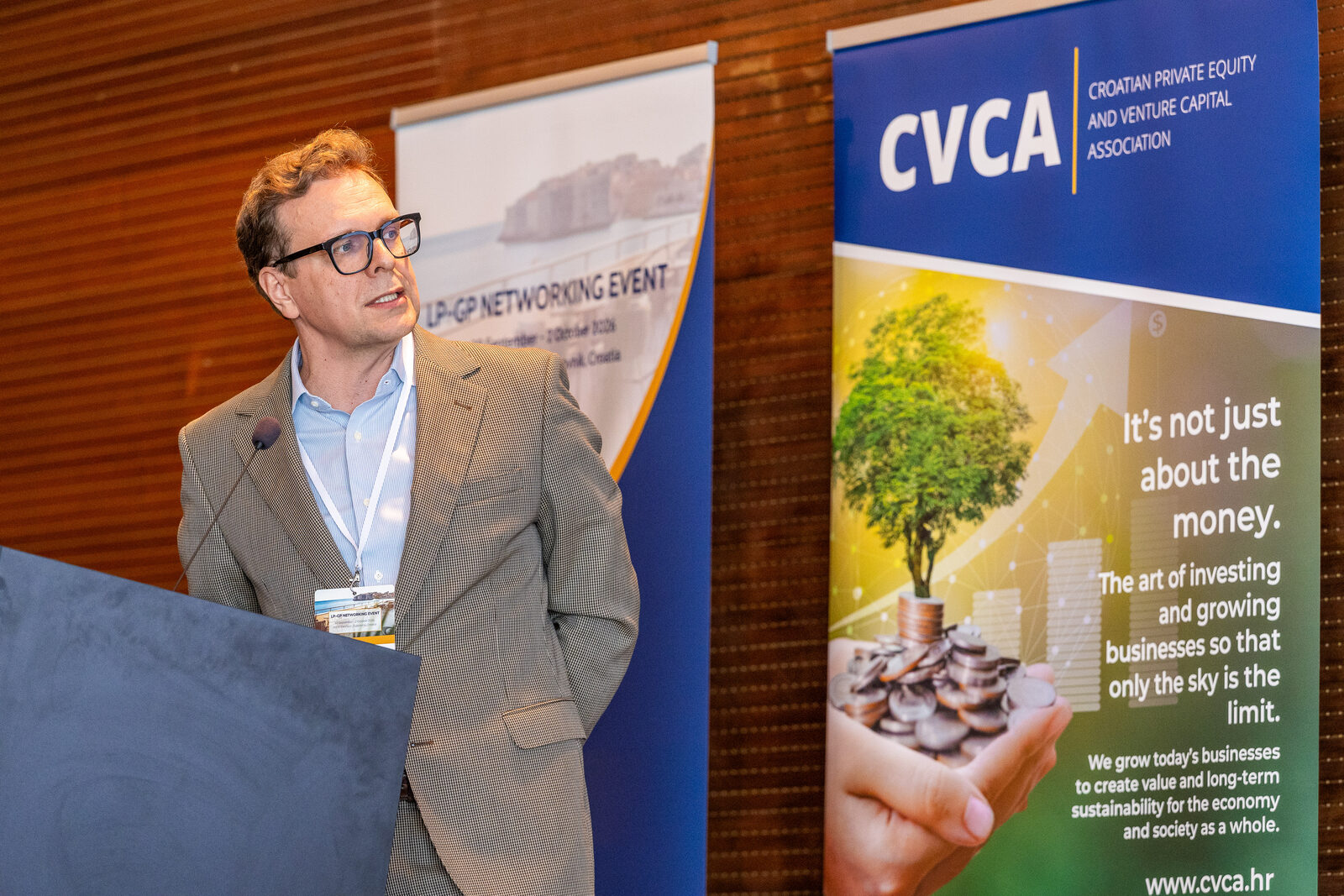 Dariusz Pietrzak, Enterprise Investors