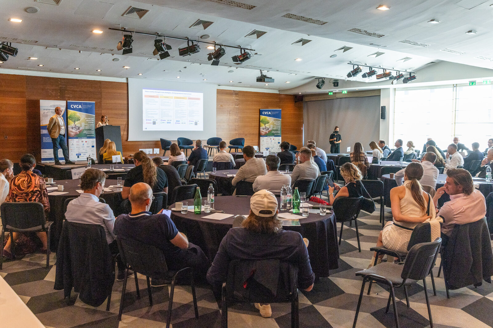 Dragalina Dragan, Dragos Petre, Morphosis Capital